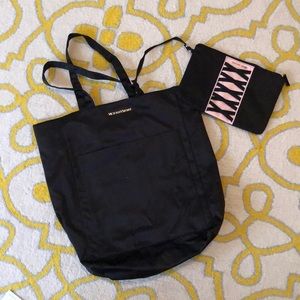 🖤VS Tote w/ Forever Sexy Corset Clutch🖤